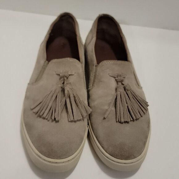 FRYE Ash Suede Tassel Slip On Shoes size 9.5 - Picture 2 of 10